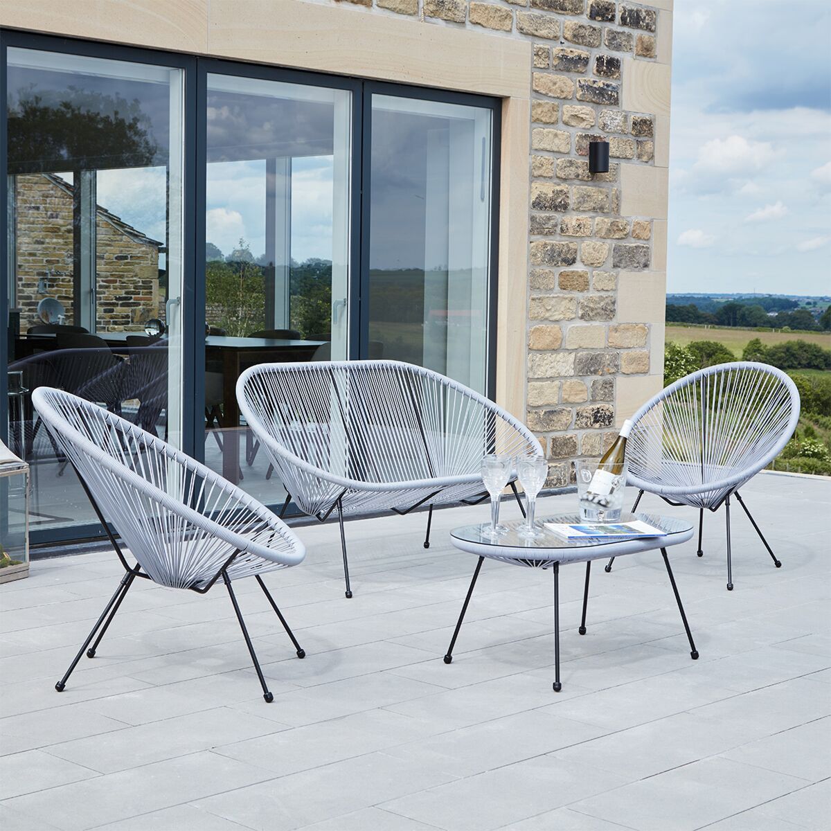 Modern string tension outdoor lounge range