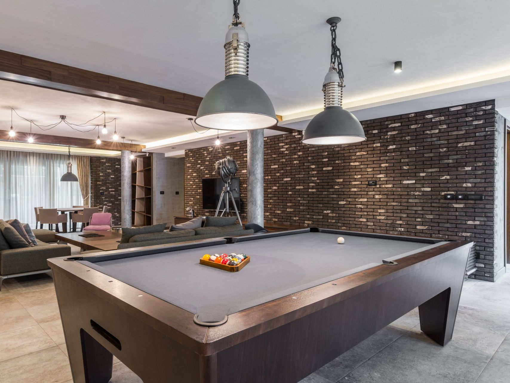 Ideal Pool Table Room Size for Optimal Game Play
