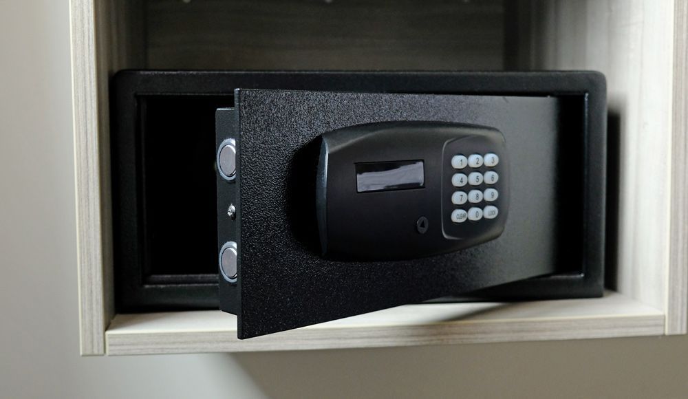 Digital Security Safe Lock - Los Angeles, CA - Gus Lock & Key