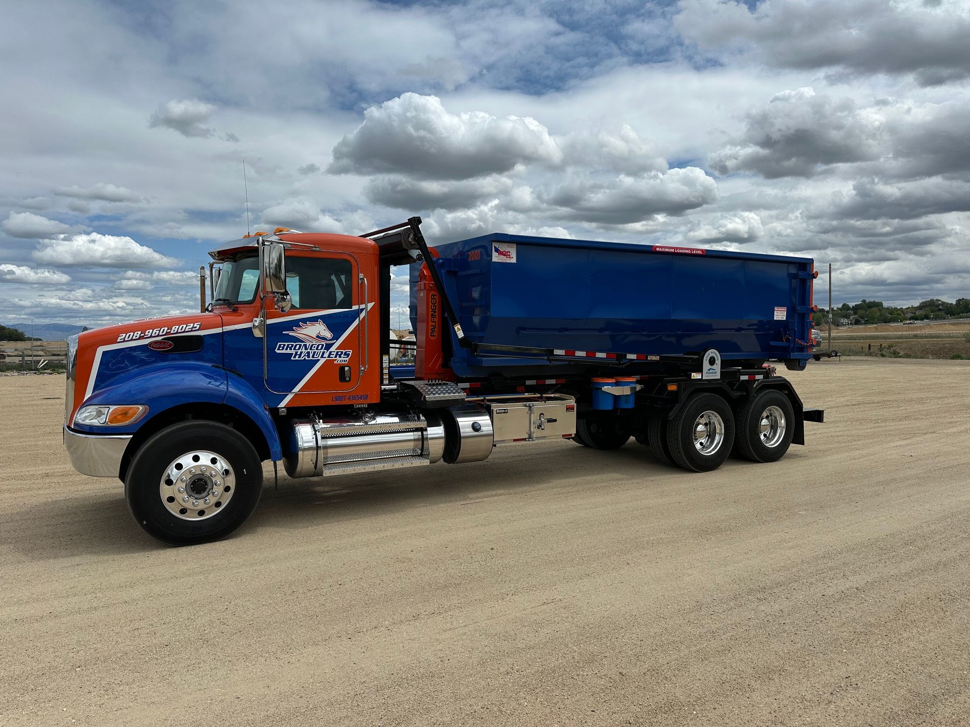 Bronco Haulers Offers 30 Yard Dumpster Rentals in Boise, Idaho