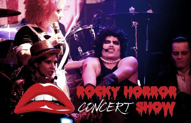 The band alice in the box is performing on stage