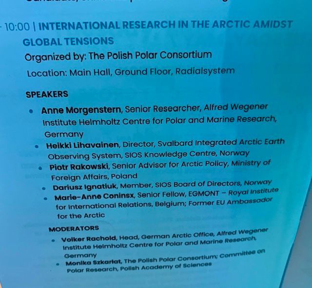 Ein Papier, in dem es heißt, die internationale Forschung in der Arktis inmitten