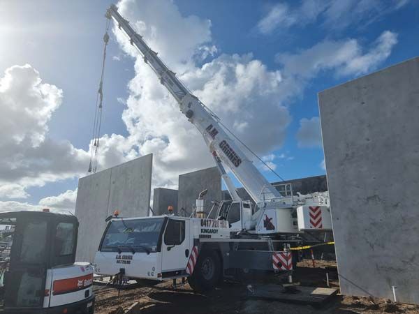 amcranes-franna-crane-hire-darwin