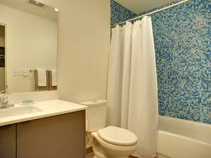 Seattle Central Element Apartments Bathroom