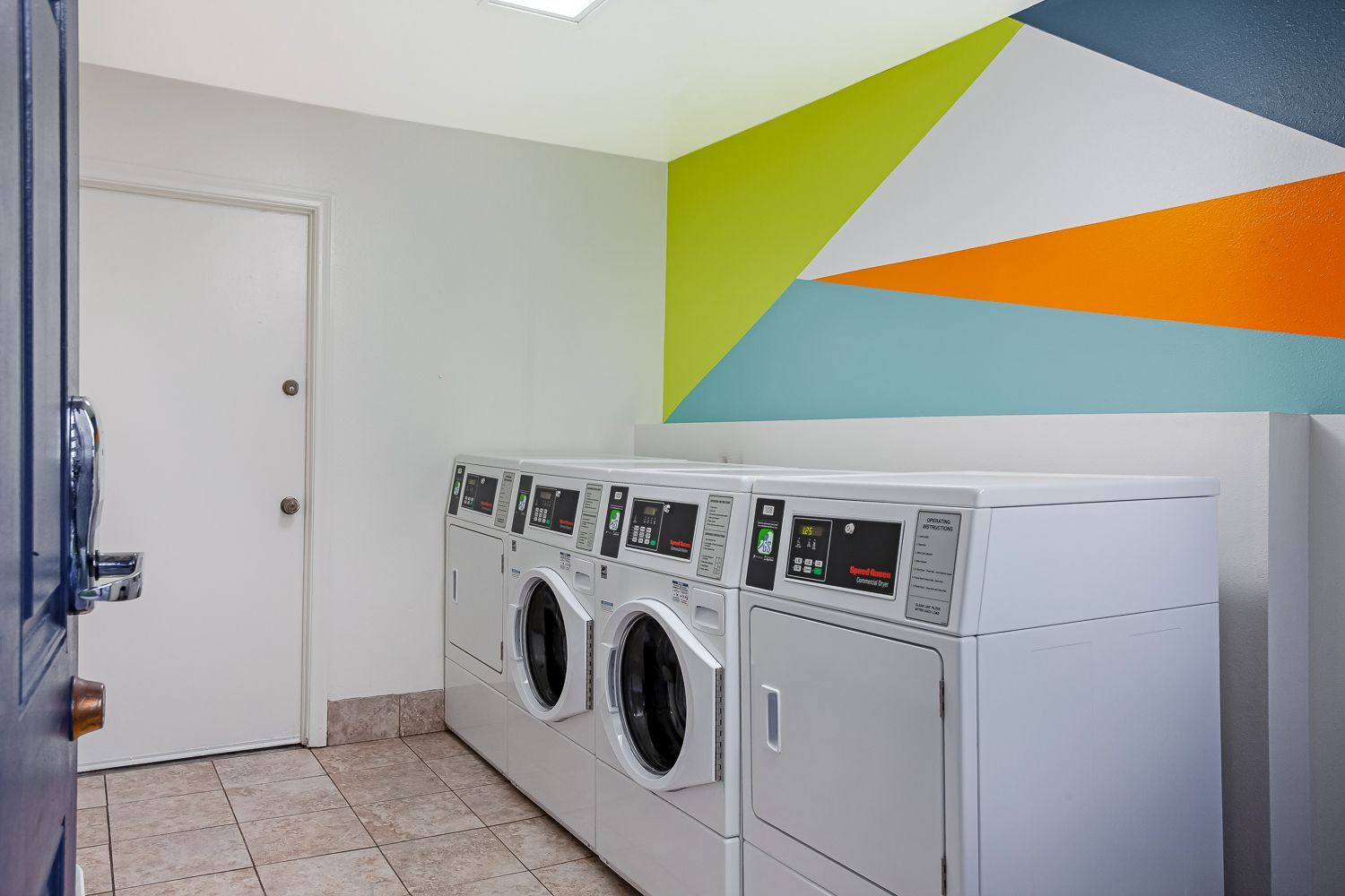 Beachwood community laundry