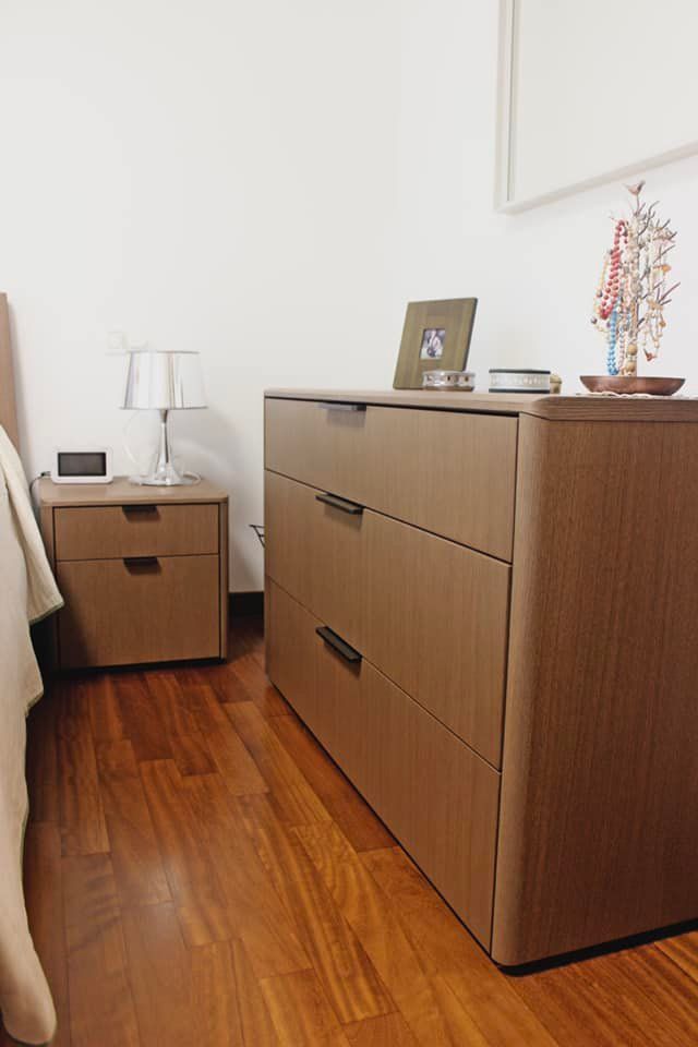 cassettiera in legno