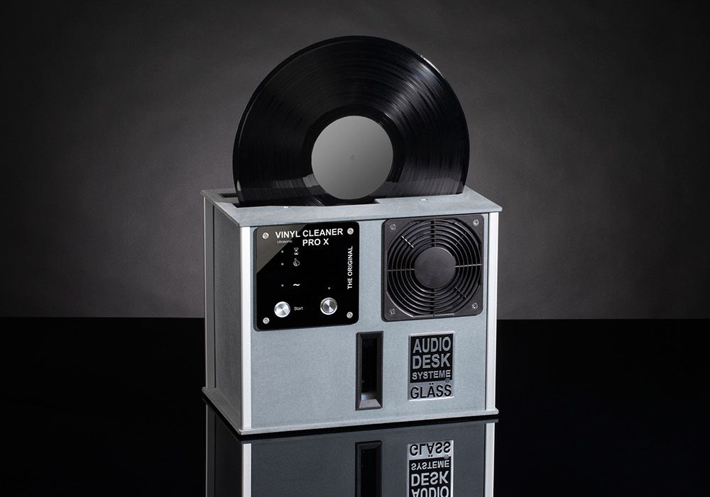 Audiodesk Systeme Pro-X Automatic Vinyl cleaning machine.
