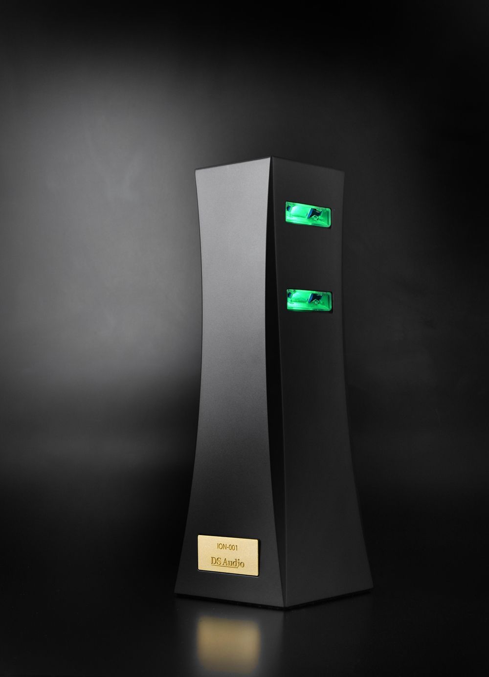 DS Audio ION-001 ionizer