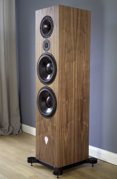 Ophidian Voodoo Speakers with CNC Aluminium Plinths