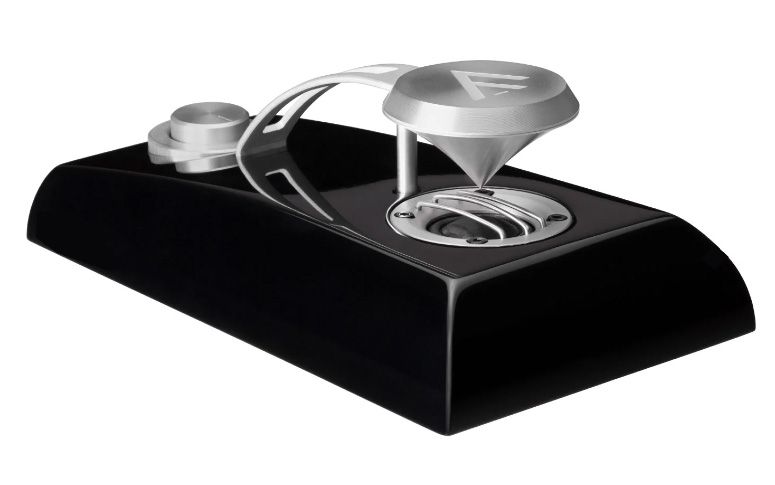 Fyne Audio SuperTrax in high gloss black