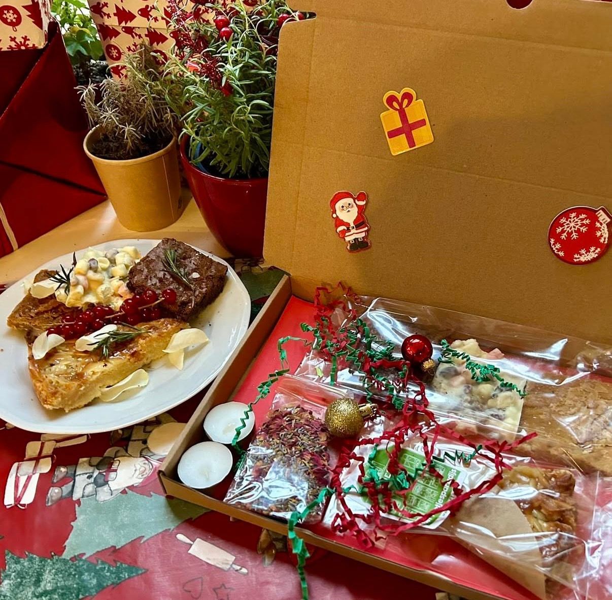 Kerstpakket per post – biologisch & huisgemaakt