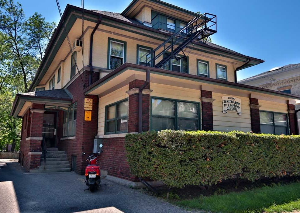 416/418 N. Carroll Street