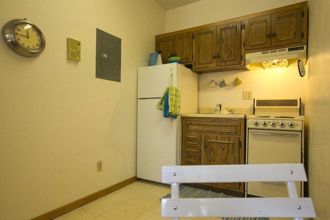 Apartment #25 - Efficiency - 1 Bathroom