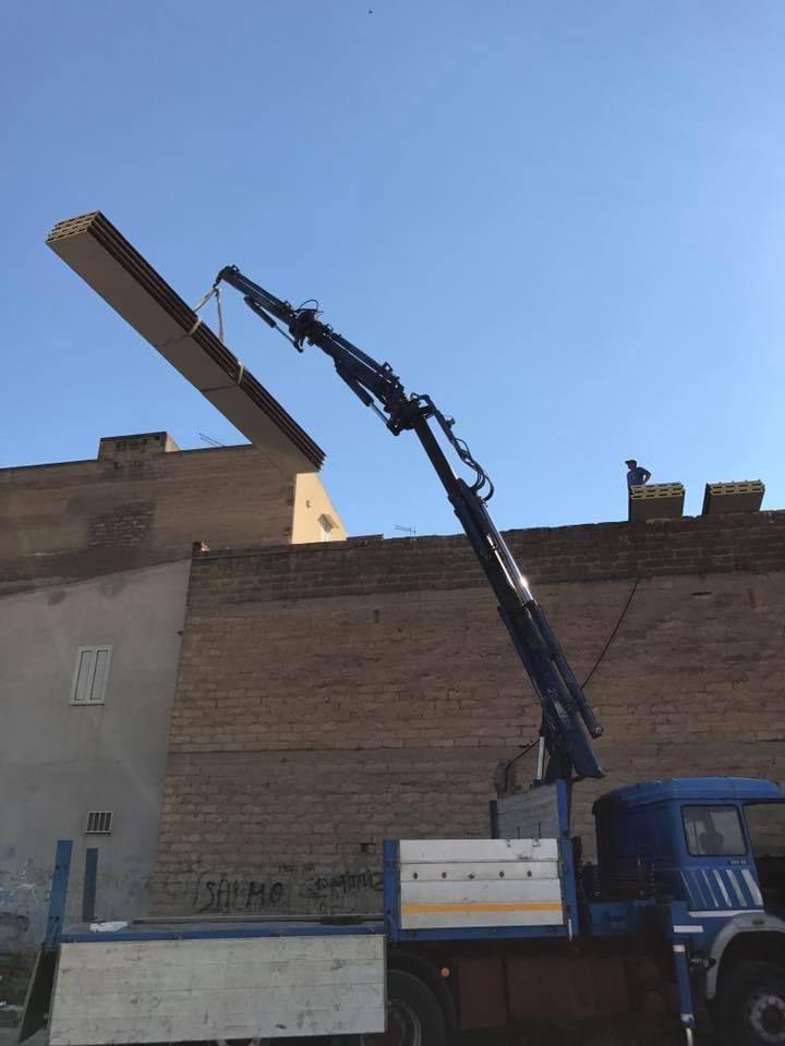 Noleggio di gru e piattaforme aeree