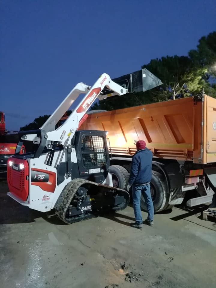 Camion per il trasporto inerti