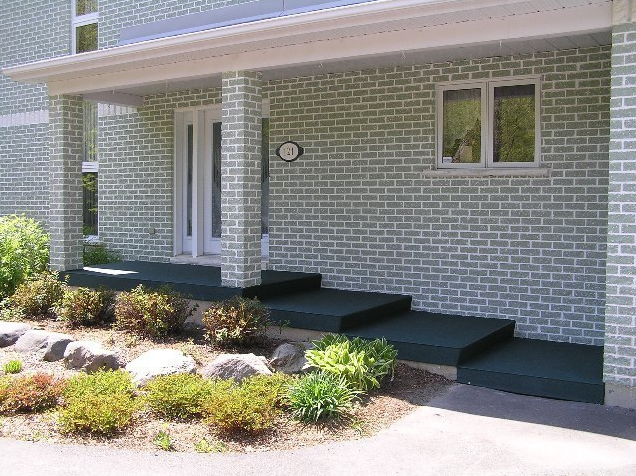 Patio d'entree avec membrane de PVC