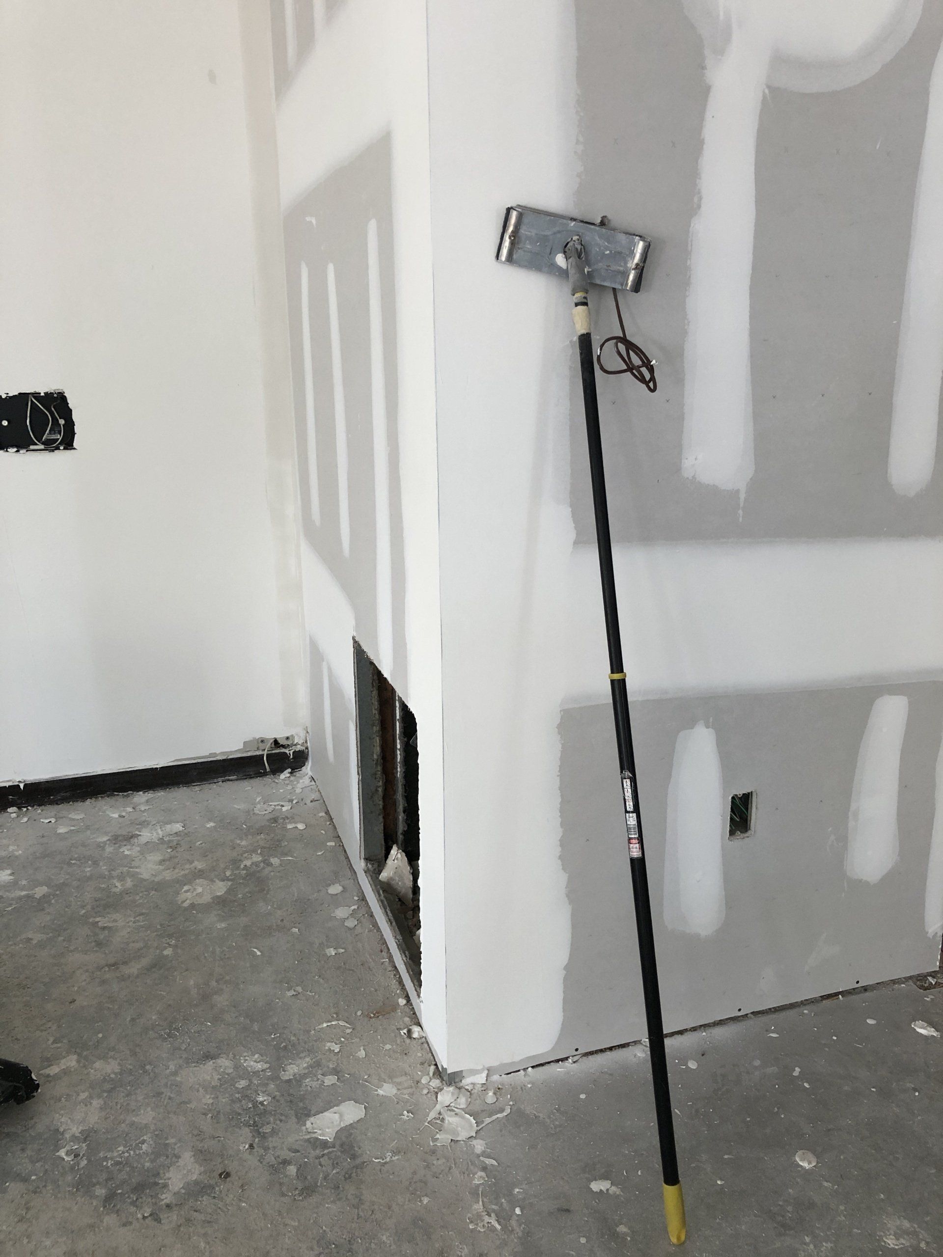 drywall repair and finishing in Lakeland with tool