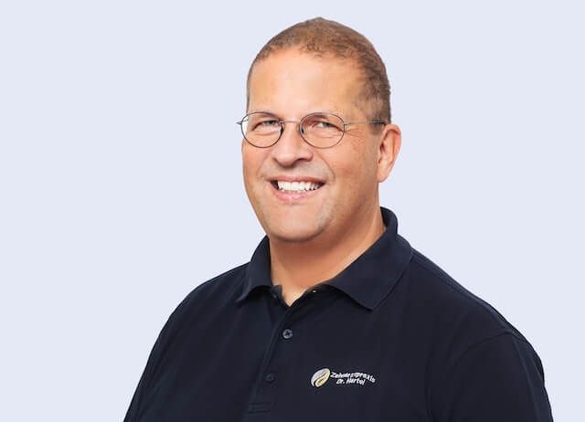 Zahnarzt Meinerzhagen, Dr. Andreas Hartel