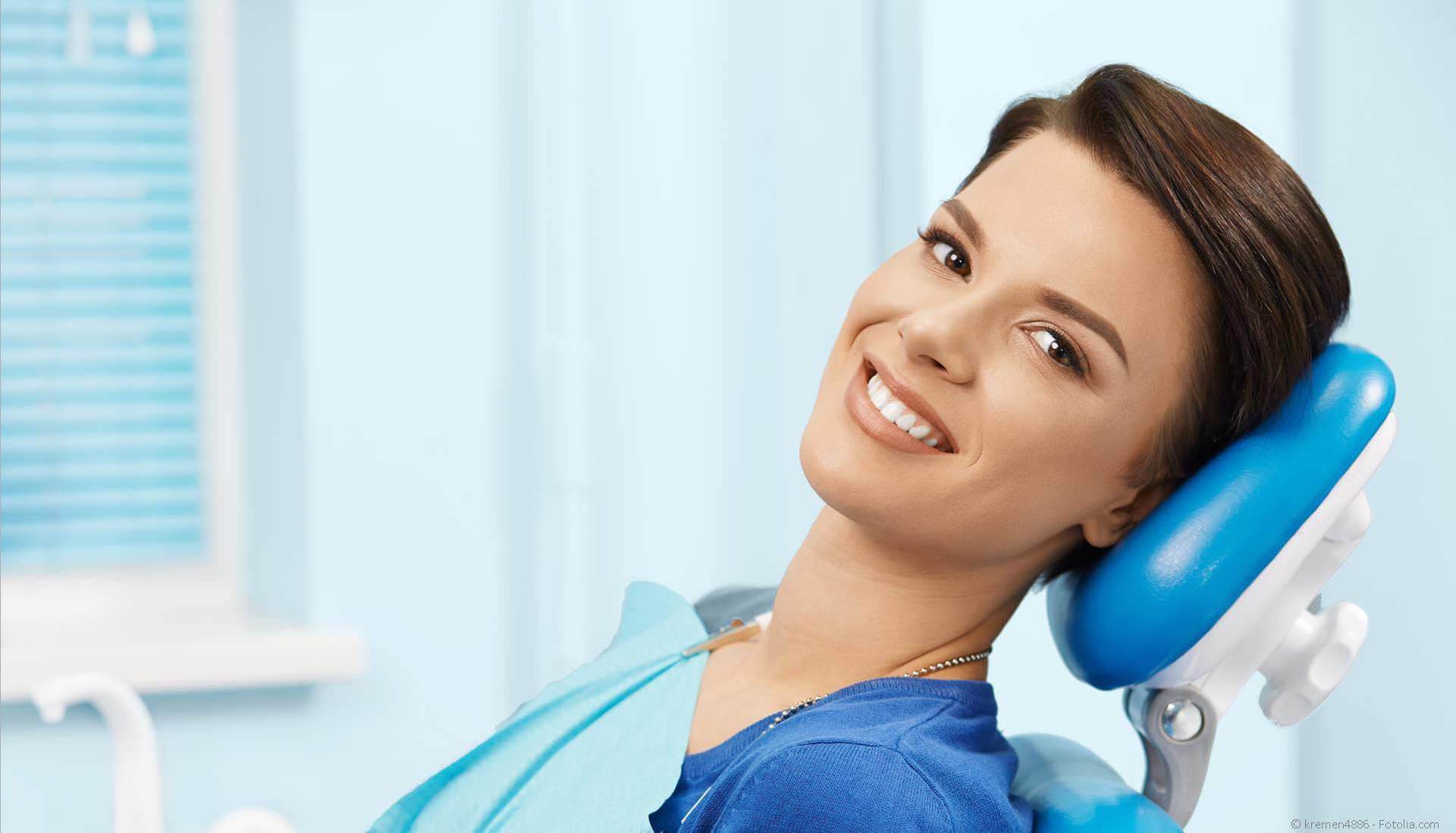 Gesunde Zähne und gesundes Zahnfleisch mit Prophylaxe und Professioneller Zahnreinigung (PZR)