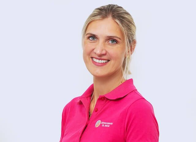 Natali Okonenko, Zahnarztpraxis Meinerzhagen