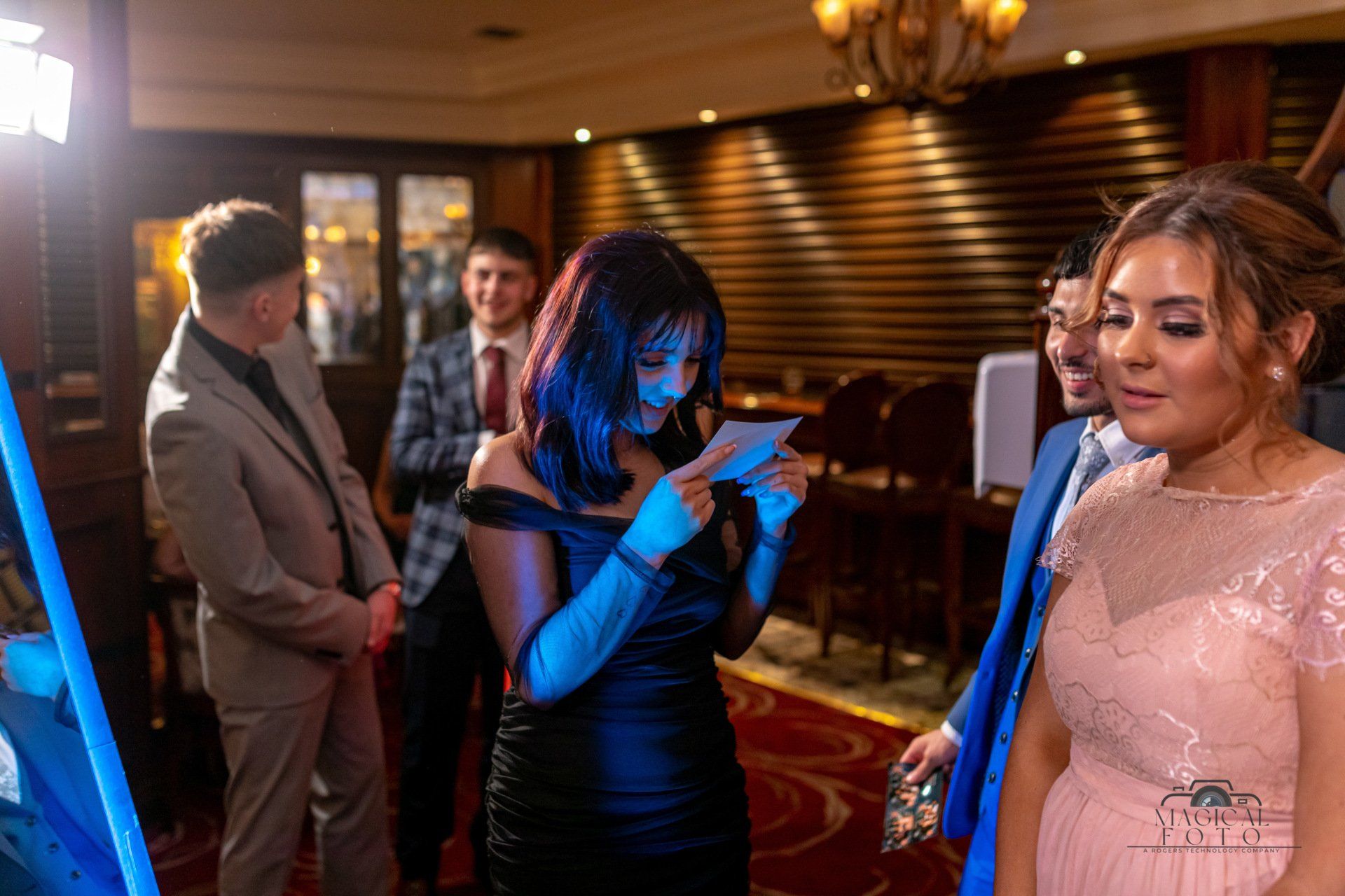 sample photosample photo