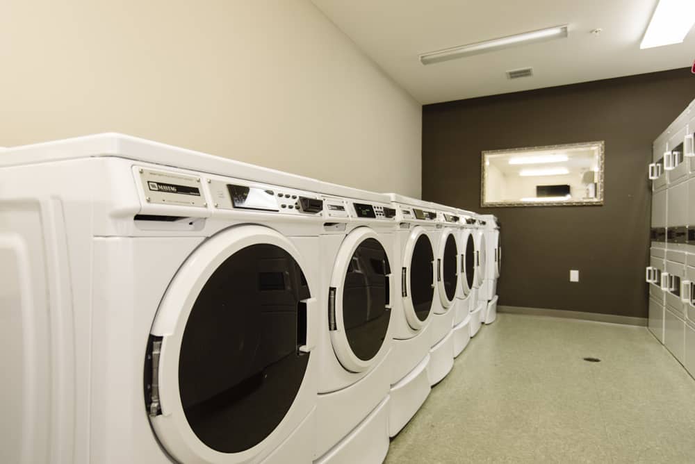 Meridian Park Ave building photos