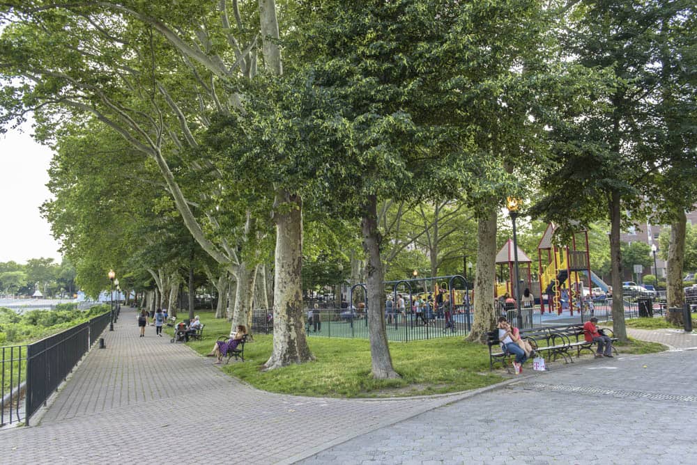 Meridian Park Ave building photos