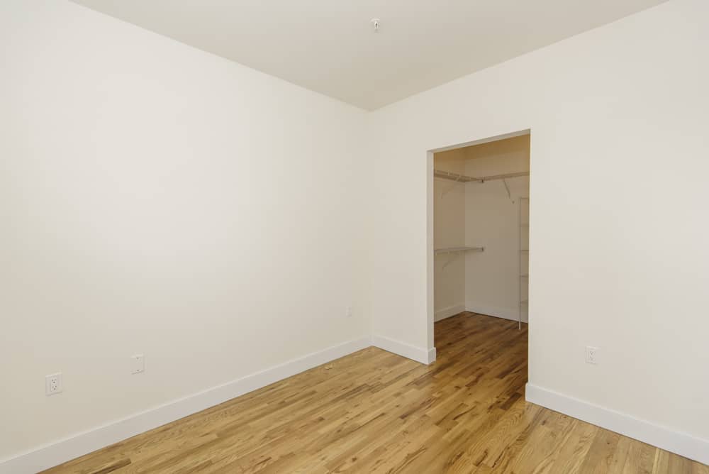 Meridian Park Ave building photos