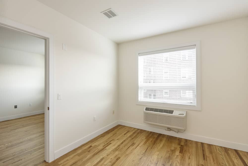 Meridian Park Ave building photos