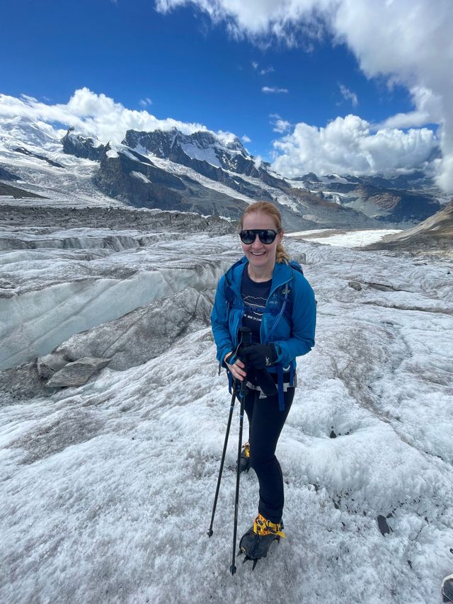 Super Nova of The Month: Sarah Kerr