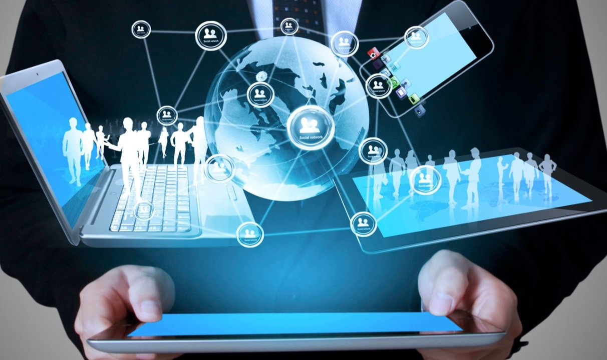 Understanding Customer Behavior with AI