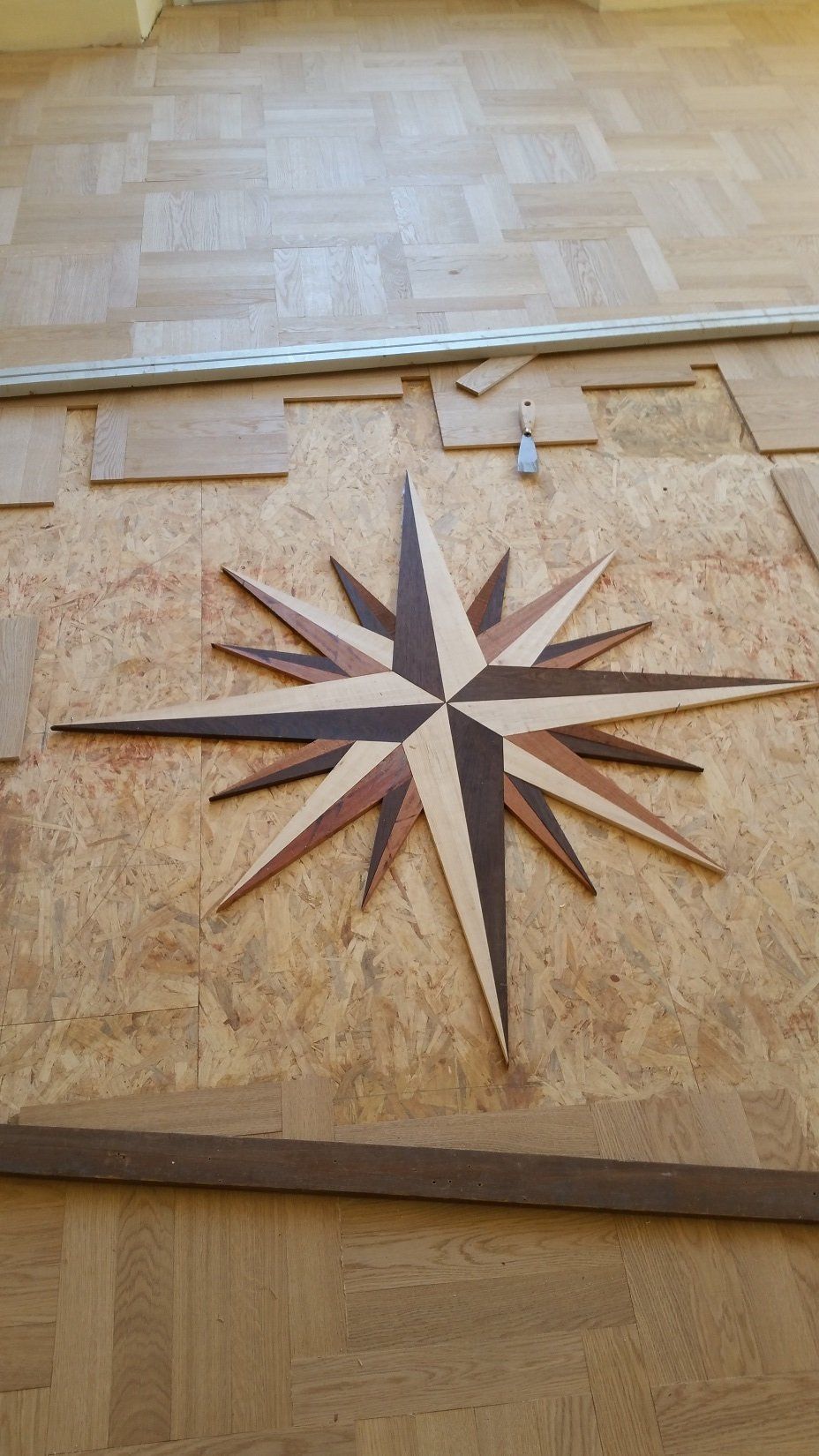 Pavimenti intarsiati e decorati