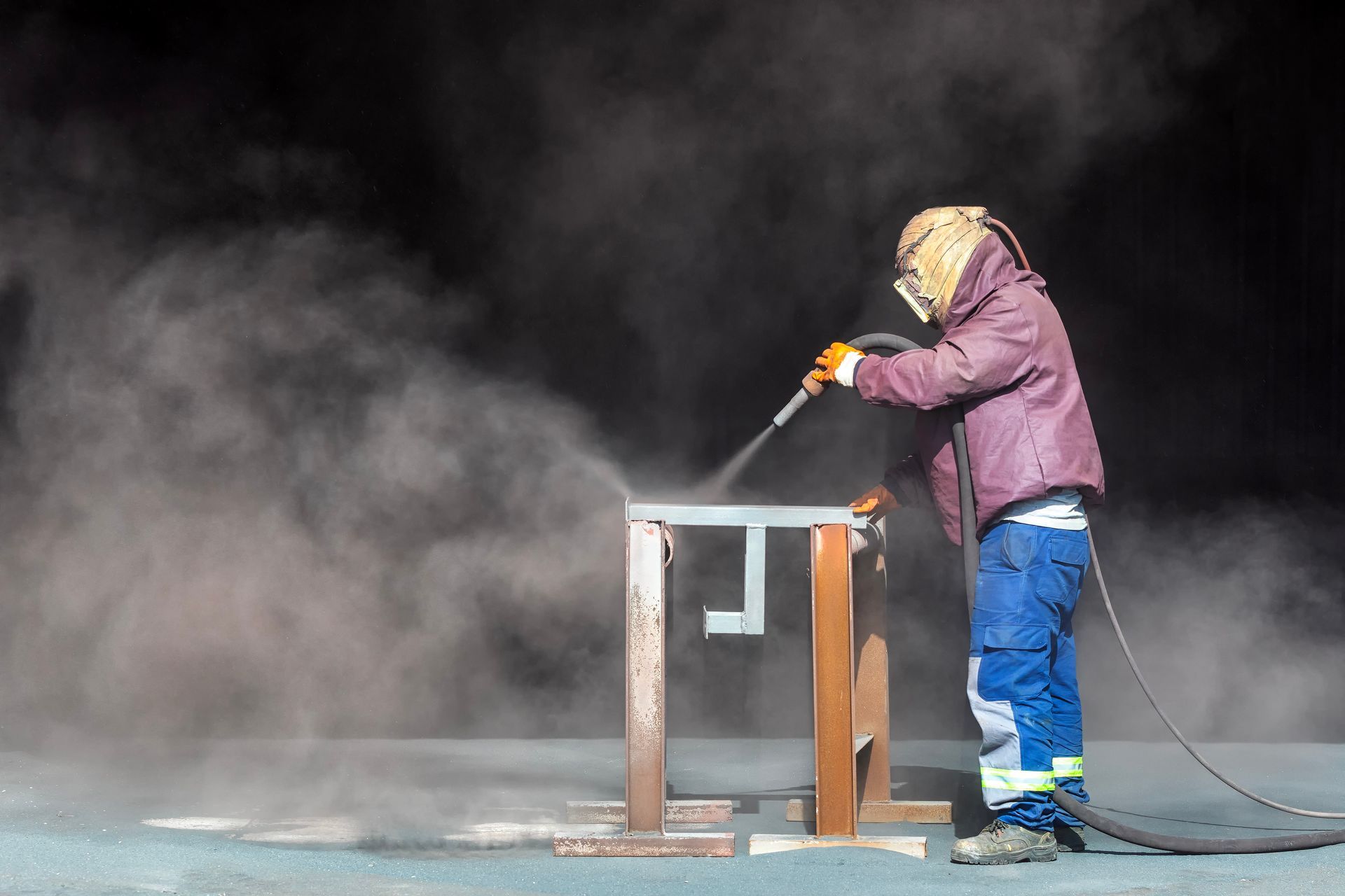 Equipment typically consists of a chamber in which sand and air are mixed.