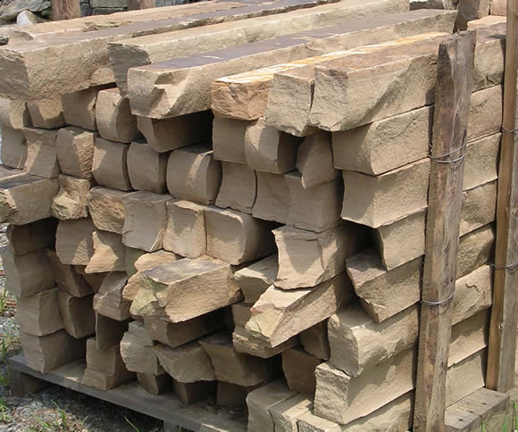 Tennessee Crab Orchard Strip Rubble — Landscaping Stone in Denton, NC