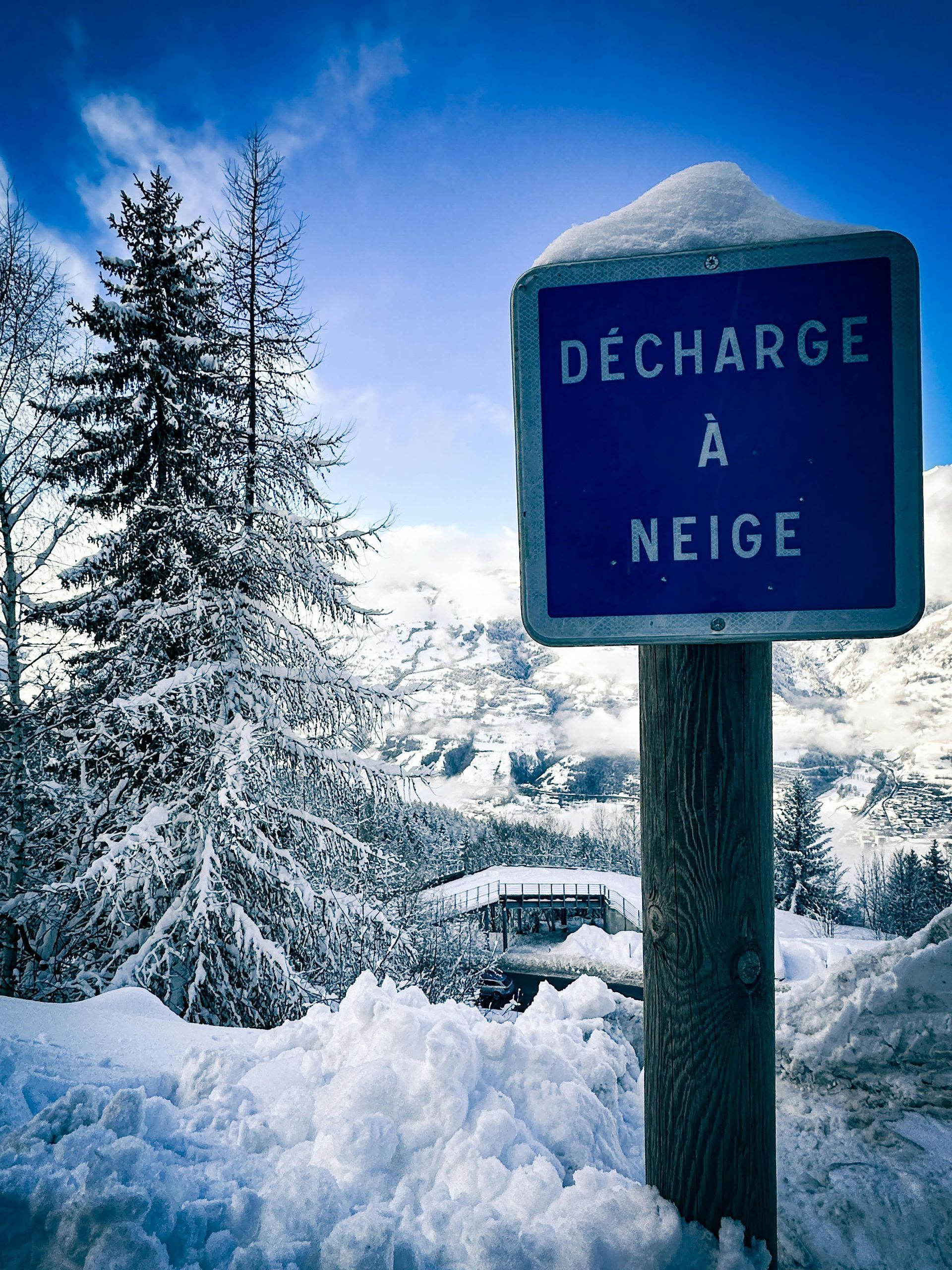 Blue sign with 