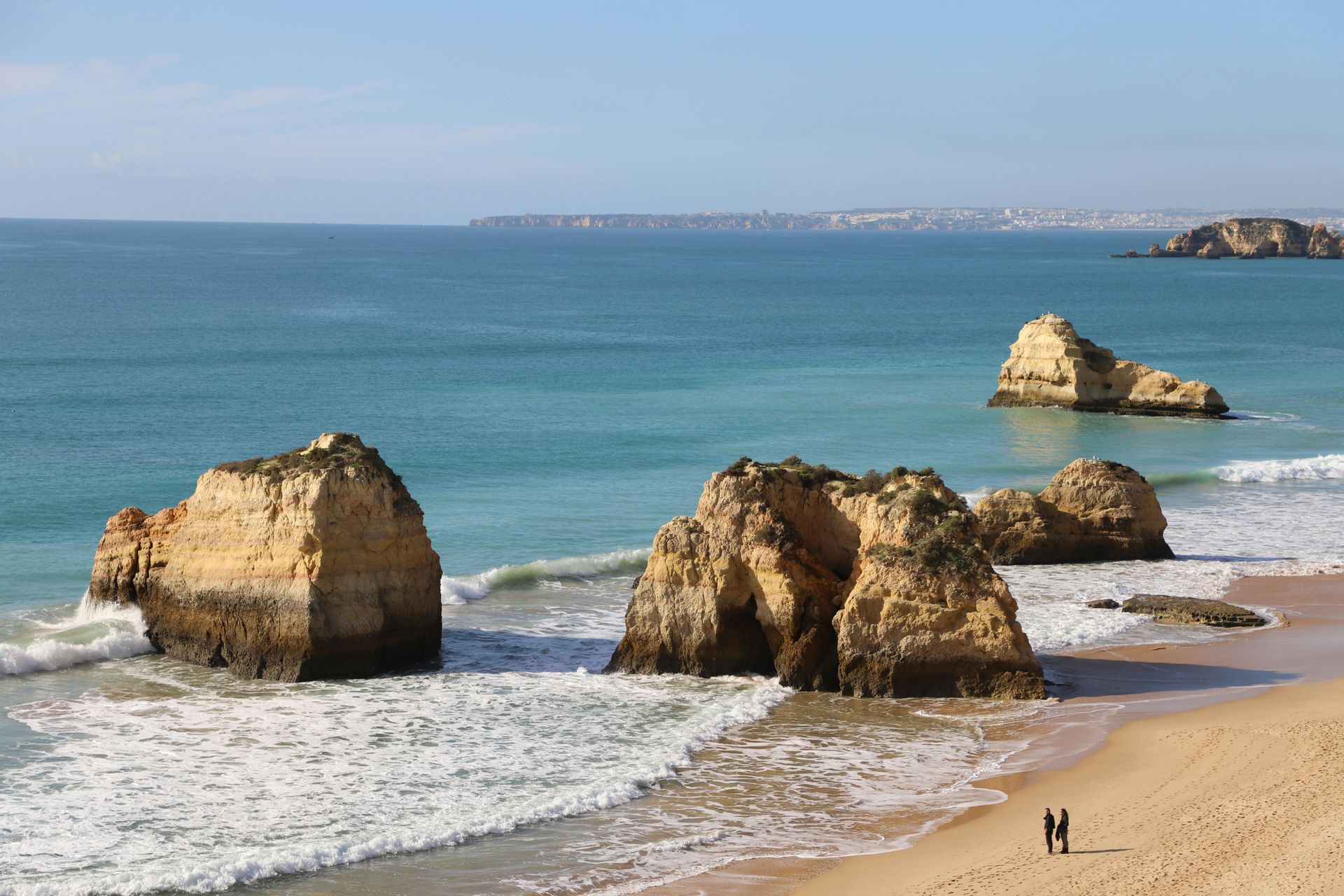 gay beach holidays to Praia da Rocha