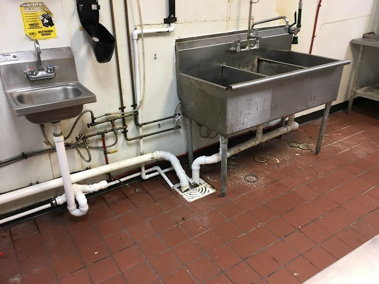 Southeastern Plumbing Kitchen Sink