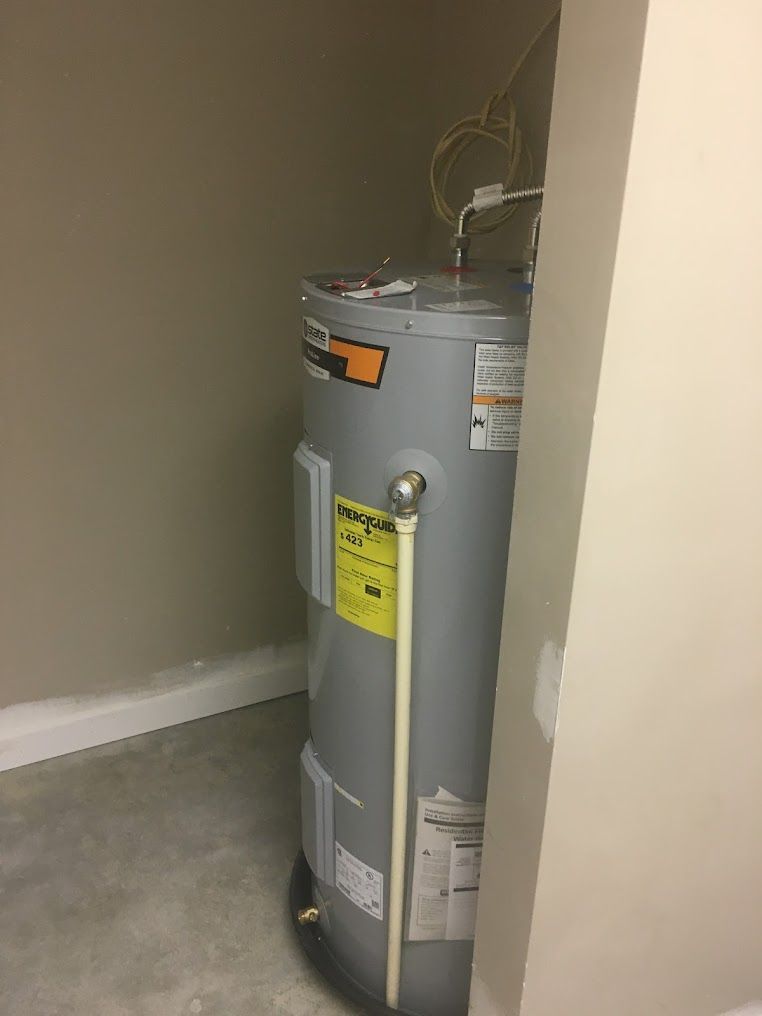 Southeastern Plumbing Water Heater Tank Installation