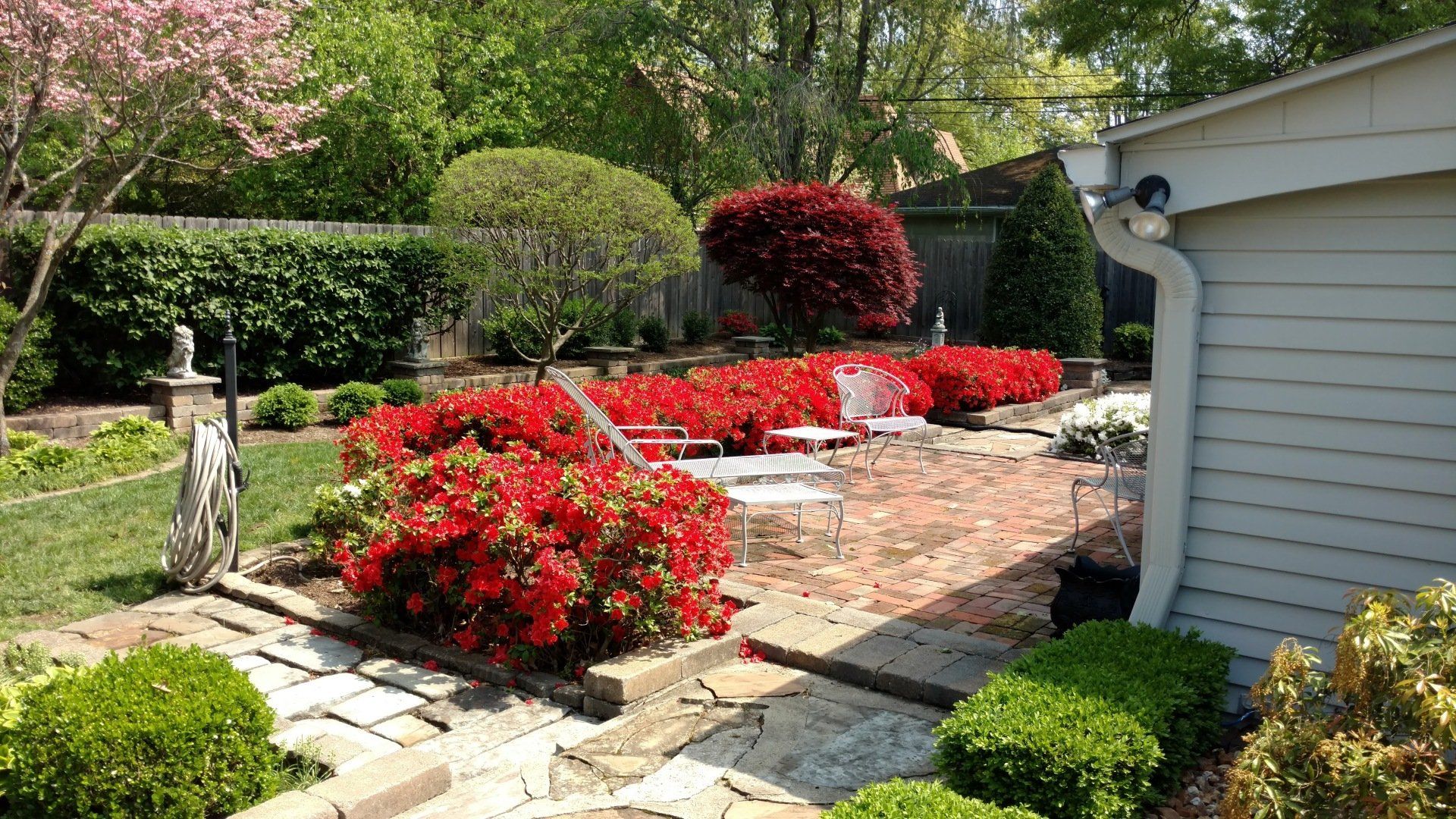 Beautiful Home Garden - Evansville, IN - Daily Lawn & Landscape