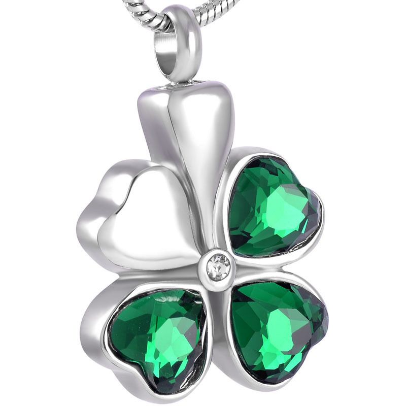 Four Leaf Clover Pendant — Little Treasures Pet Cremation in Bells Park, QLD