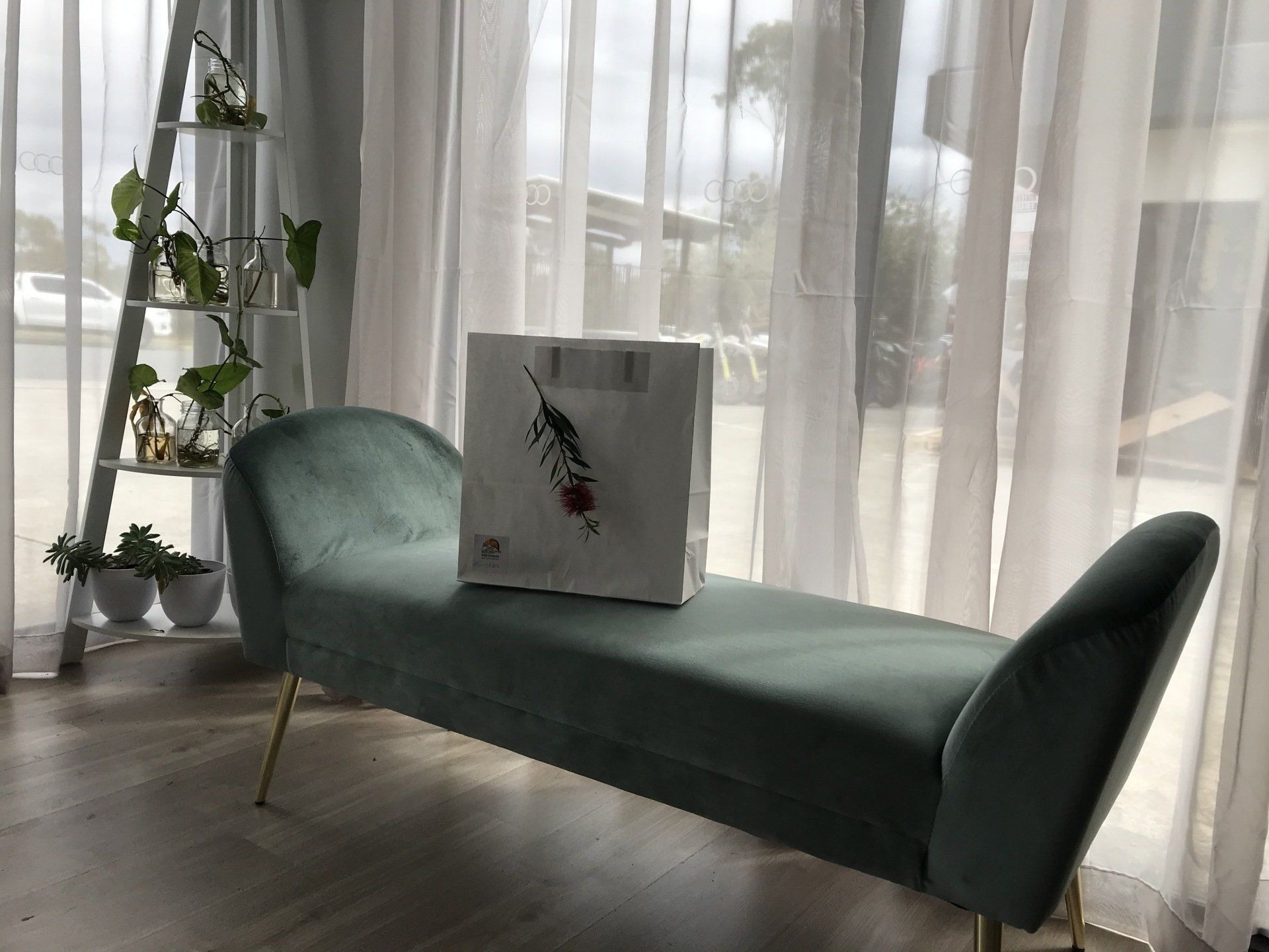 farewell room with mint chaise lounge