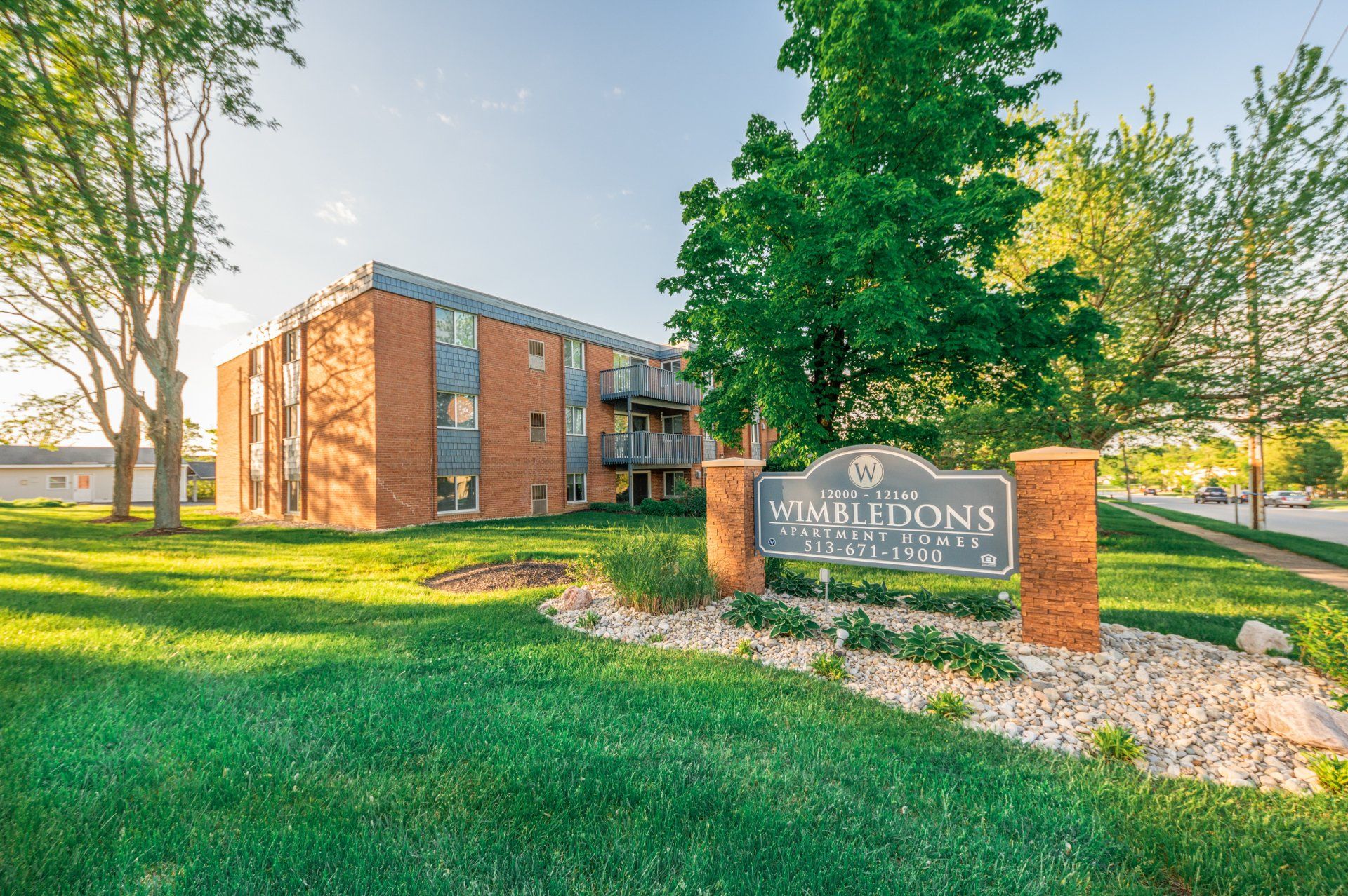 Image of sign and building at The Wimbledons