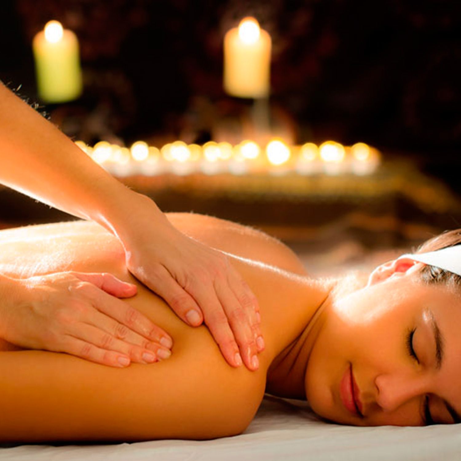 Ayurveda, Rückenmassage, Ayurvedische Massagen in Nürnberg bei Soulbalance (Reiki, Psych-K).