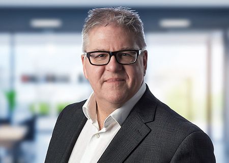 A front profile of Mike Hodgson