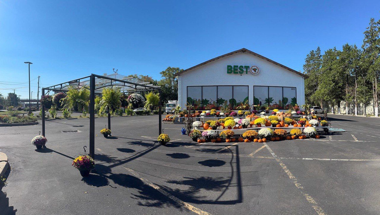 A large white building with the word best on it