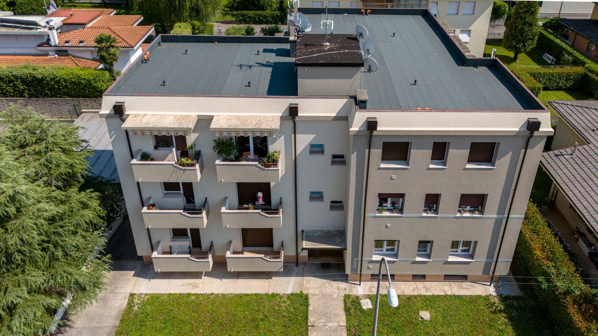 Edificio plurifamiliare Rosa
Pordenone