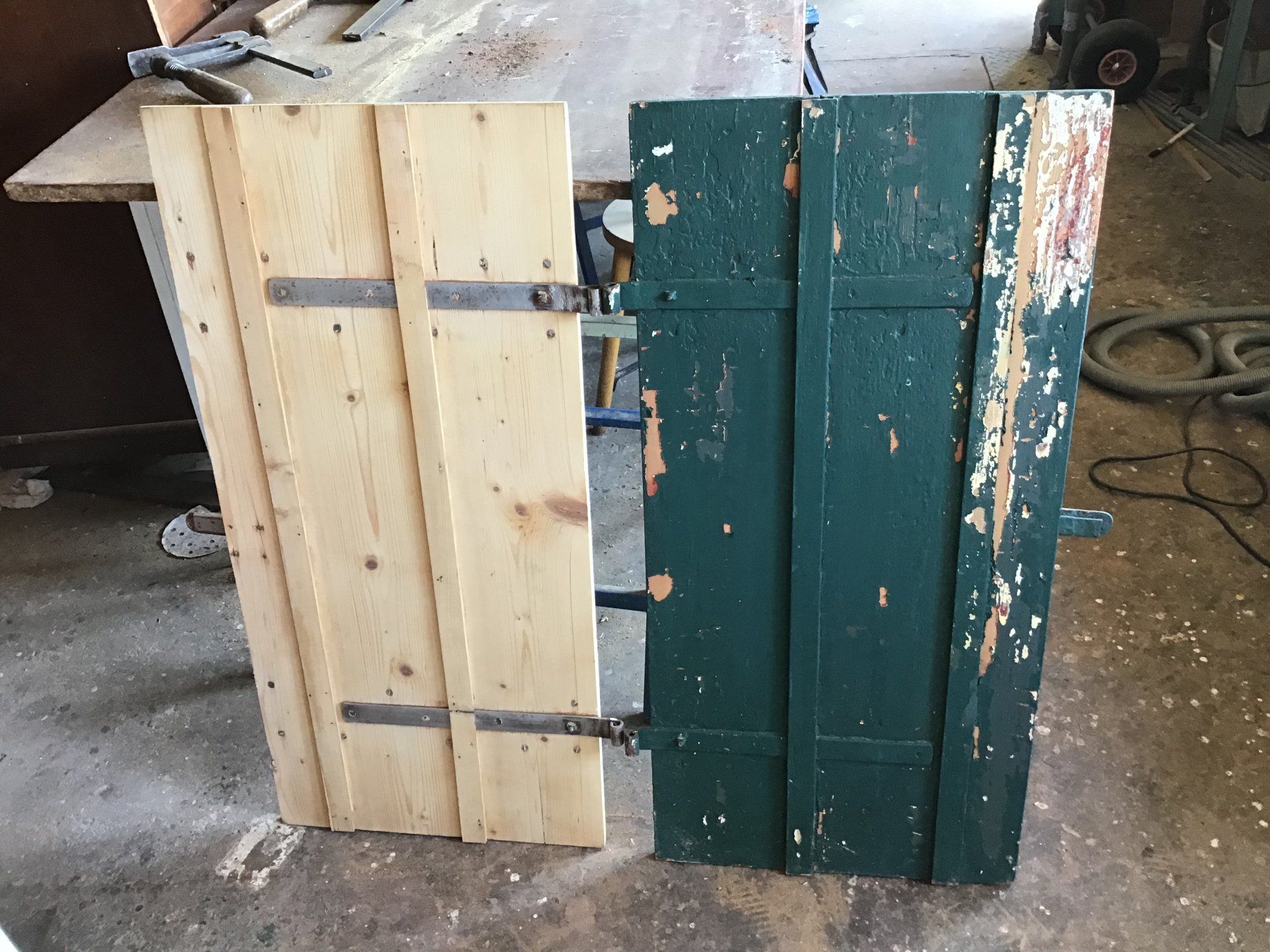 Holzcleanic Giessen: Fensterläden vorher