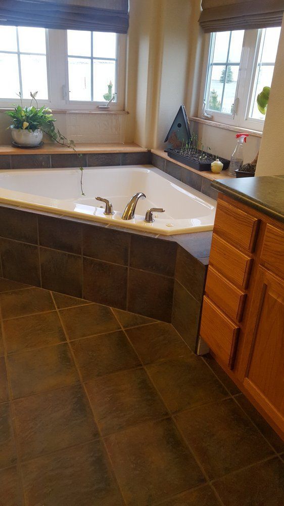 Modern Looking Bathtub