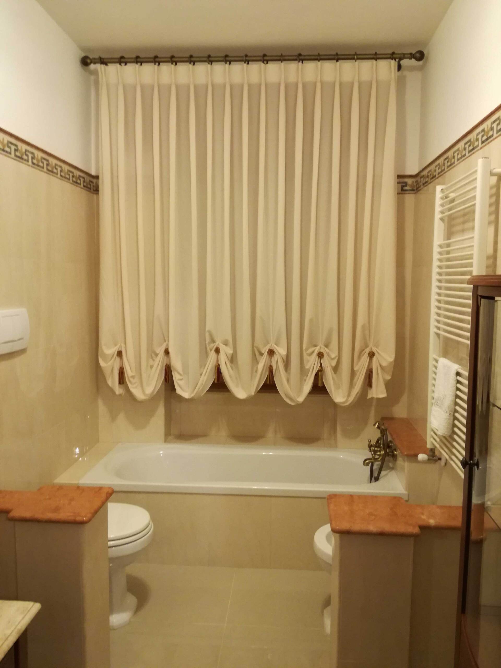 tenda classica per bagno