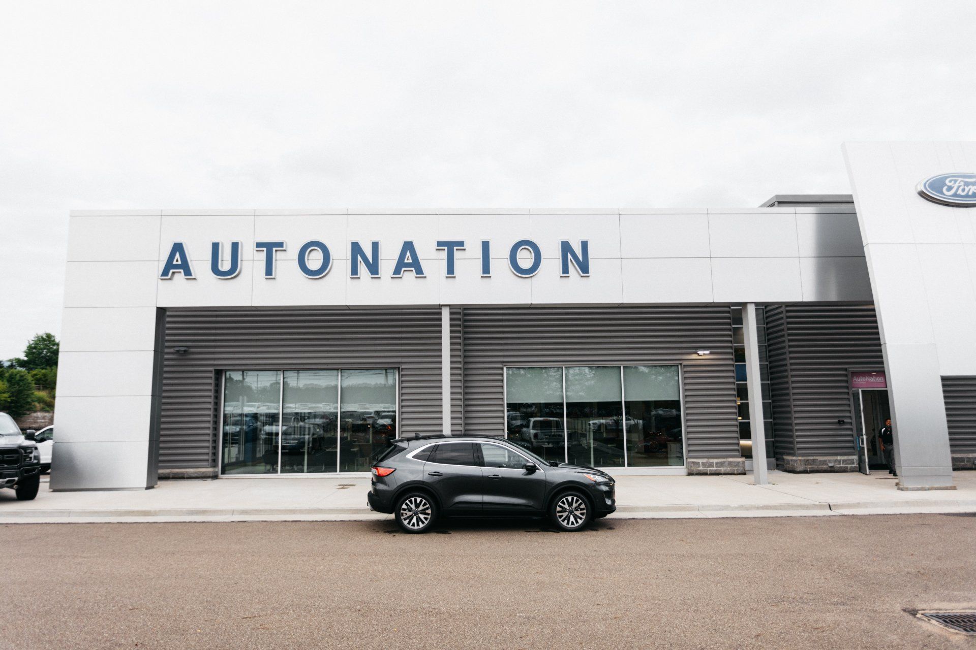 Ford Autonation — Willoughby, OH — Euclid Glass & Door